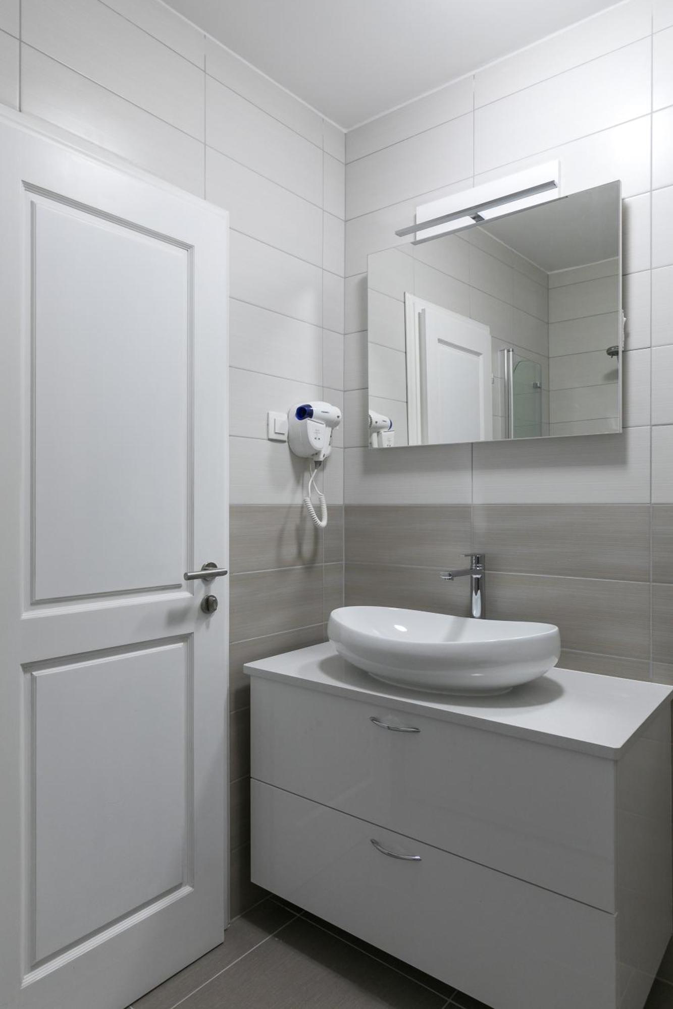 Apartment Med ดูบรอฟนิก ภายนอก รูปภาพ